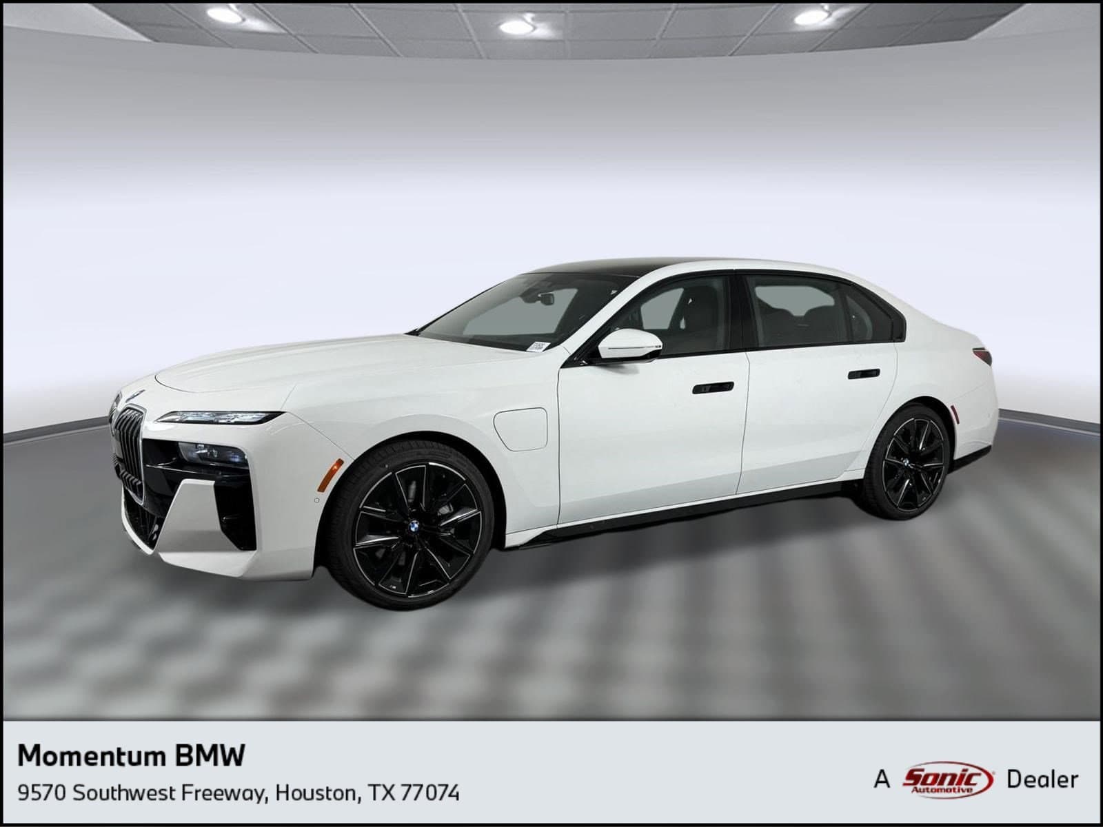 2026 BMW 7 Series 750e xDrive — photo 1 of 32