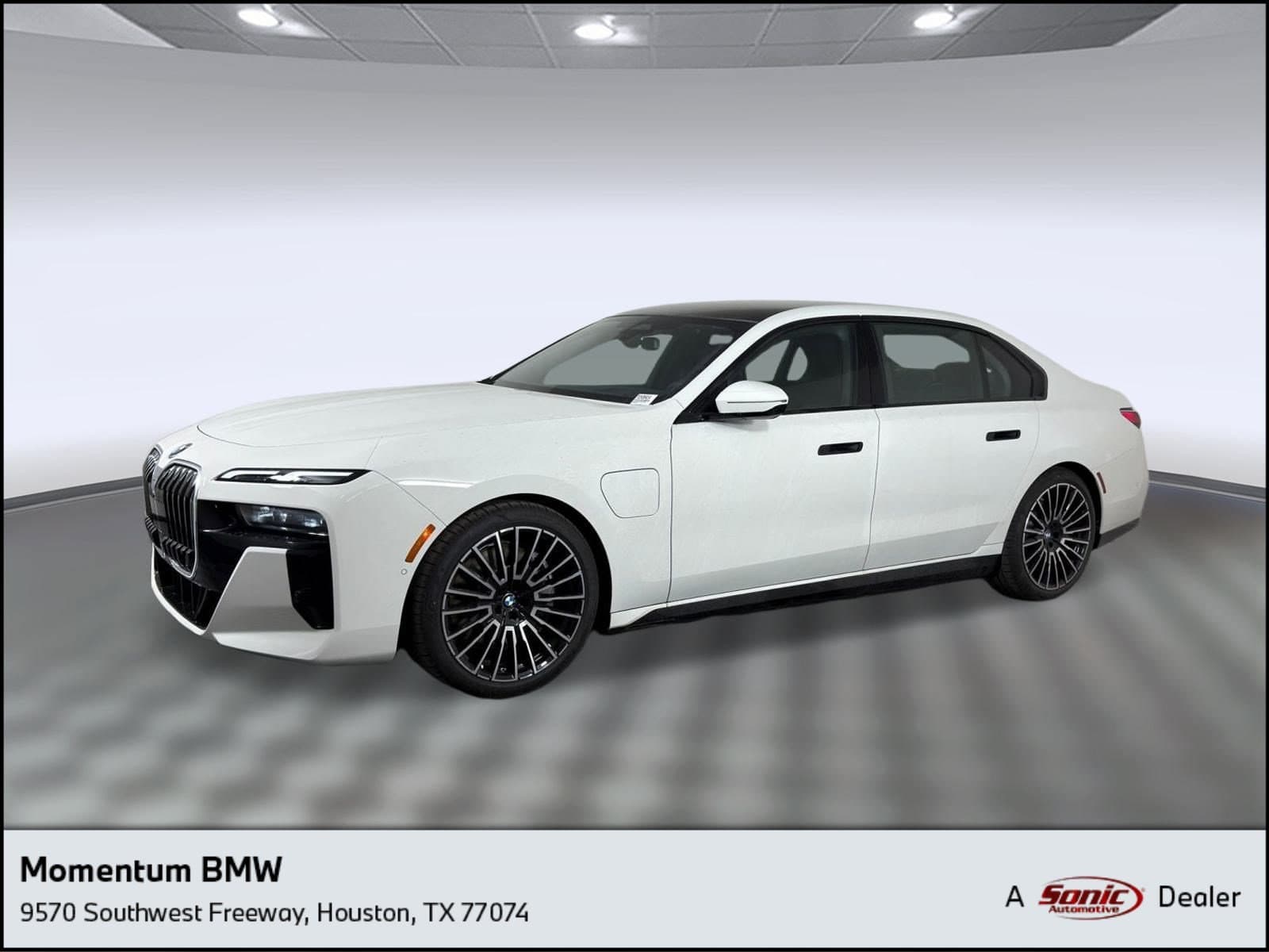2026 BMW 7 Series 750e xDrive — photo 1 of 32