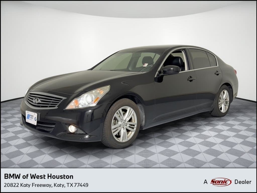 2012 INFINITI G37 Sedan Journey — photo 1 of 30