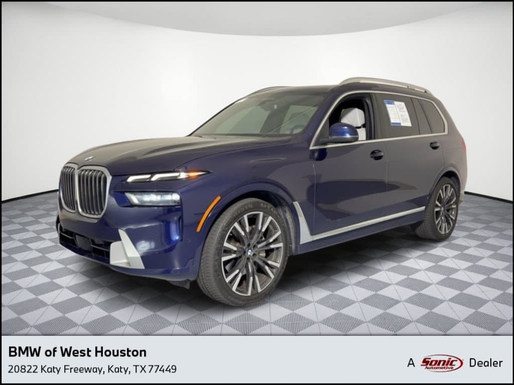 2025 BMW X7 xDrive40i — photo 1 of 30
