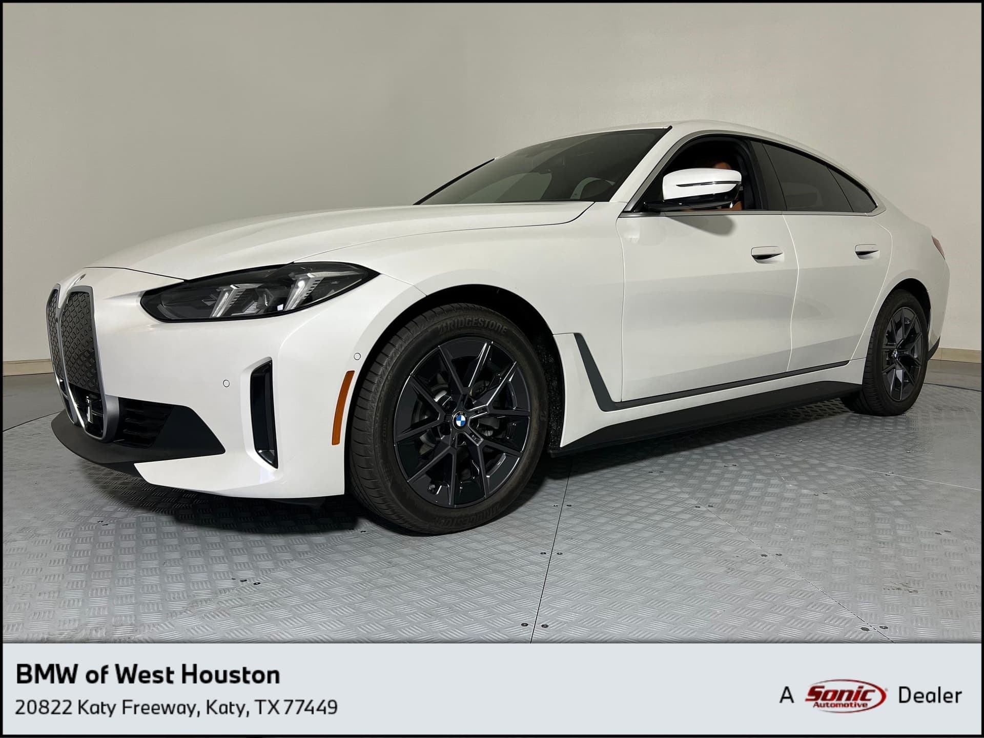 2026 BMW i4 eDrive40 — photo 1 of 35