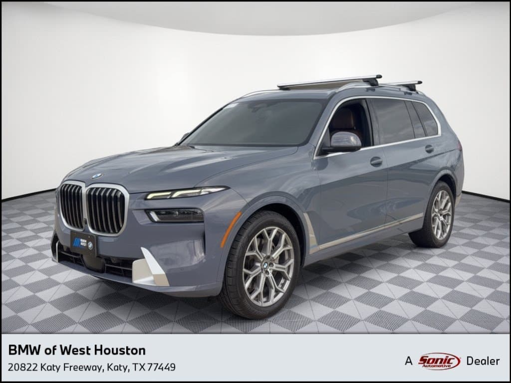 2023 BMW X7 xDrive40i — photo 1 of 30