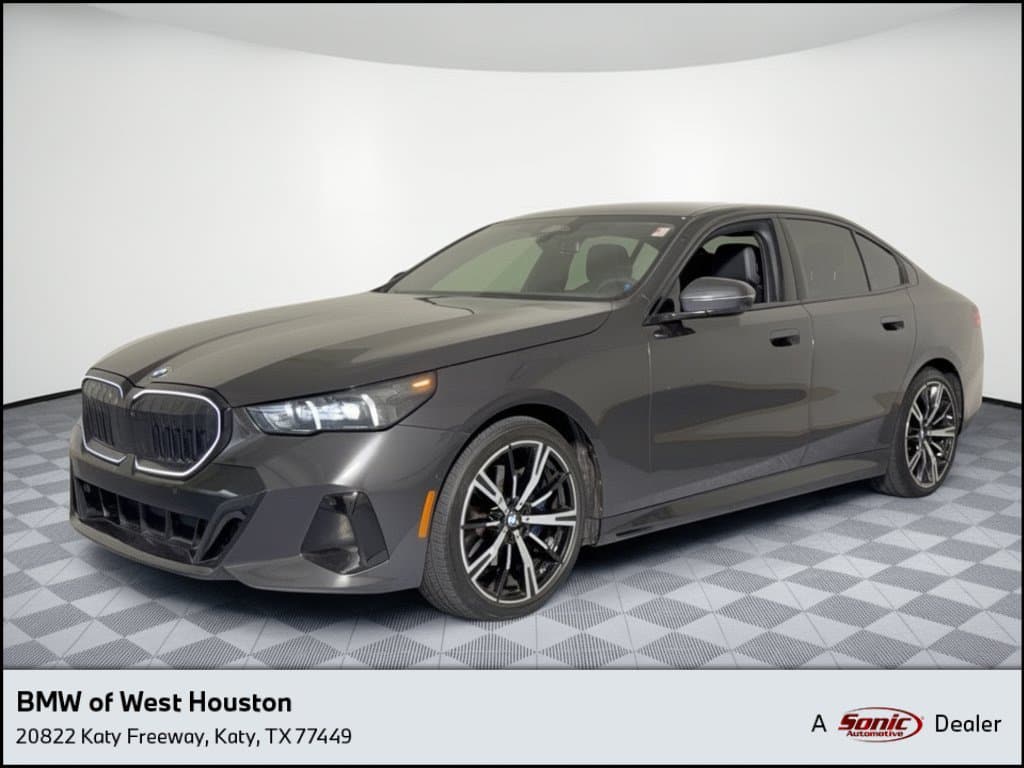 2024 BMW 5 Series 530i — photo 1 of 30