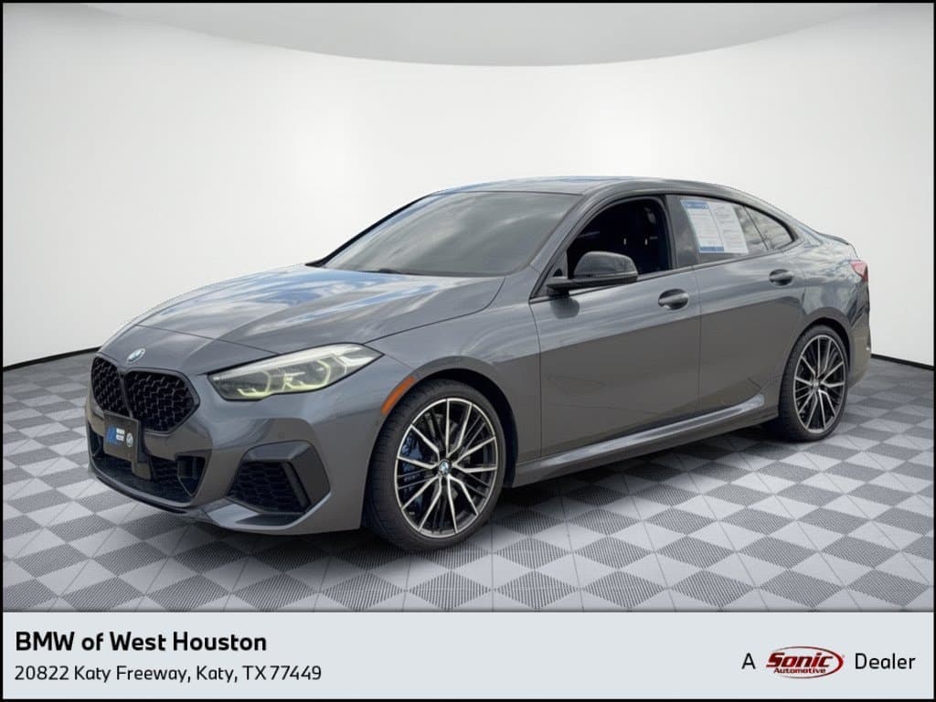 2021 BMW 2 Series M235i xDrive — photo 1 of 30