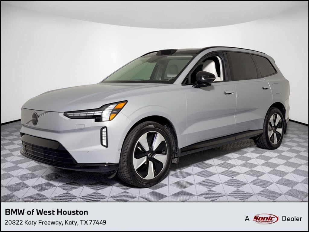 2025 Volvo EX90 Ultra — photo 1 of 30