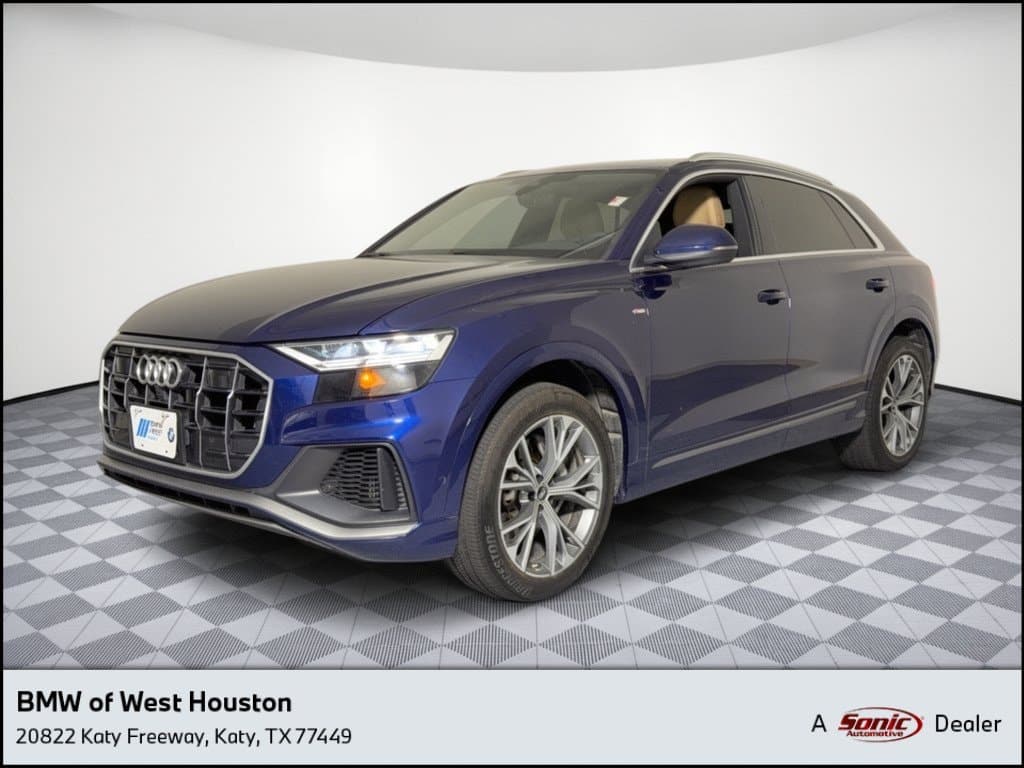 2022 Audi Q8 Base — photo 1 of 30