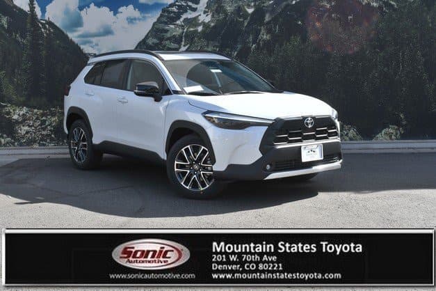 2026 Toyota Corolla Cross XLE — photo 1 of 41