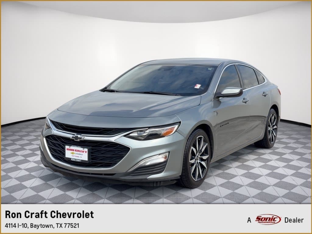 2024 Chevrolet Malibu RS — photo 1 of 31