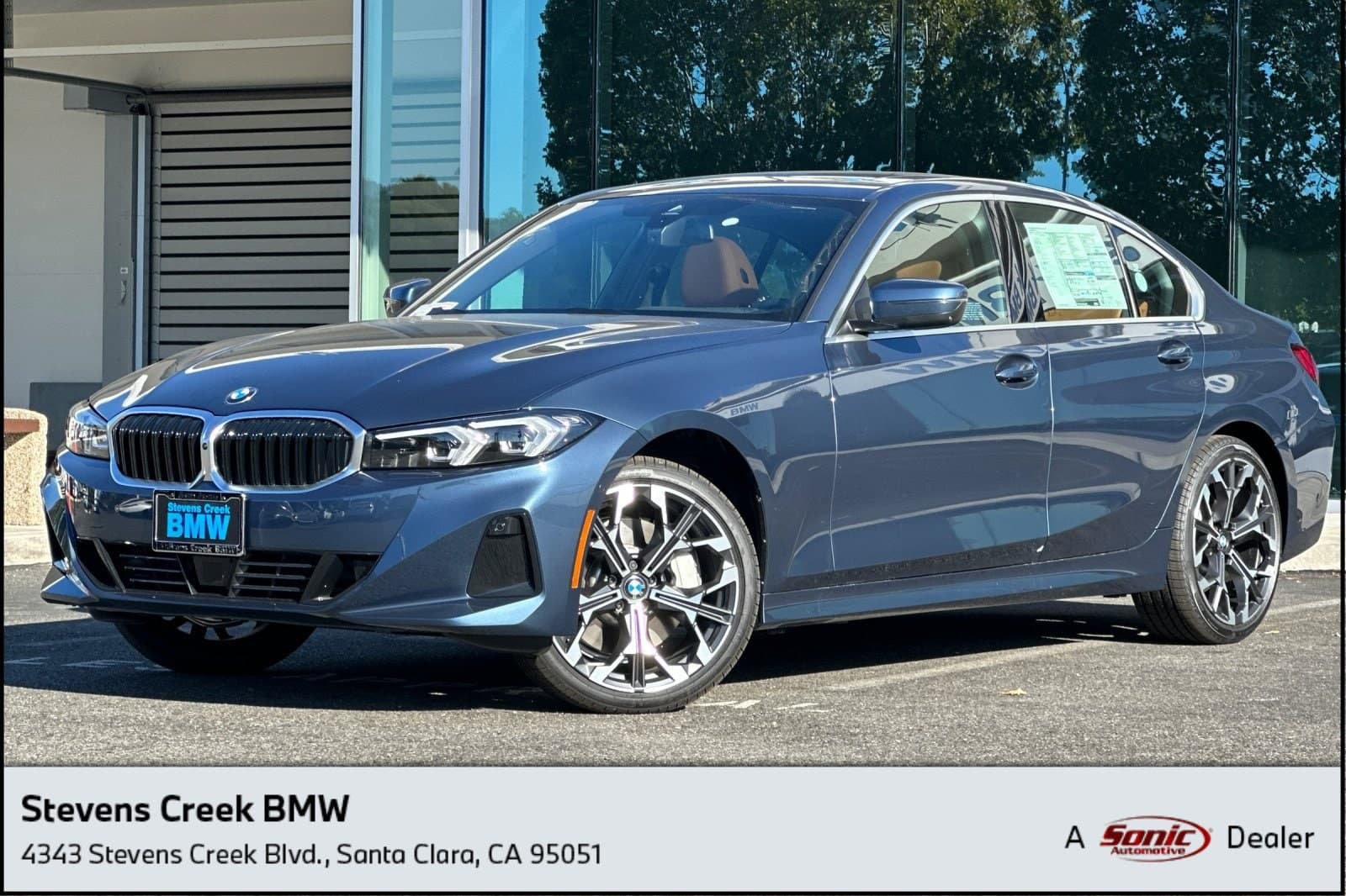 2026 BMW 3 Series 330i — photo 1 of 37