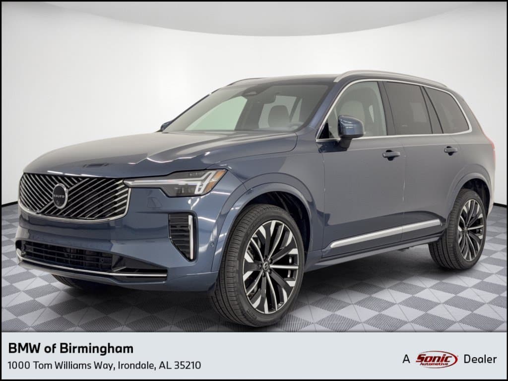 2026 Volvo XC90 Base — photo 1 of 32