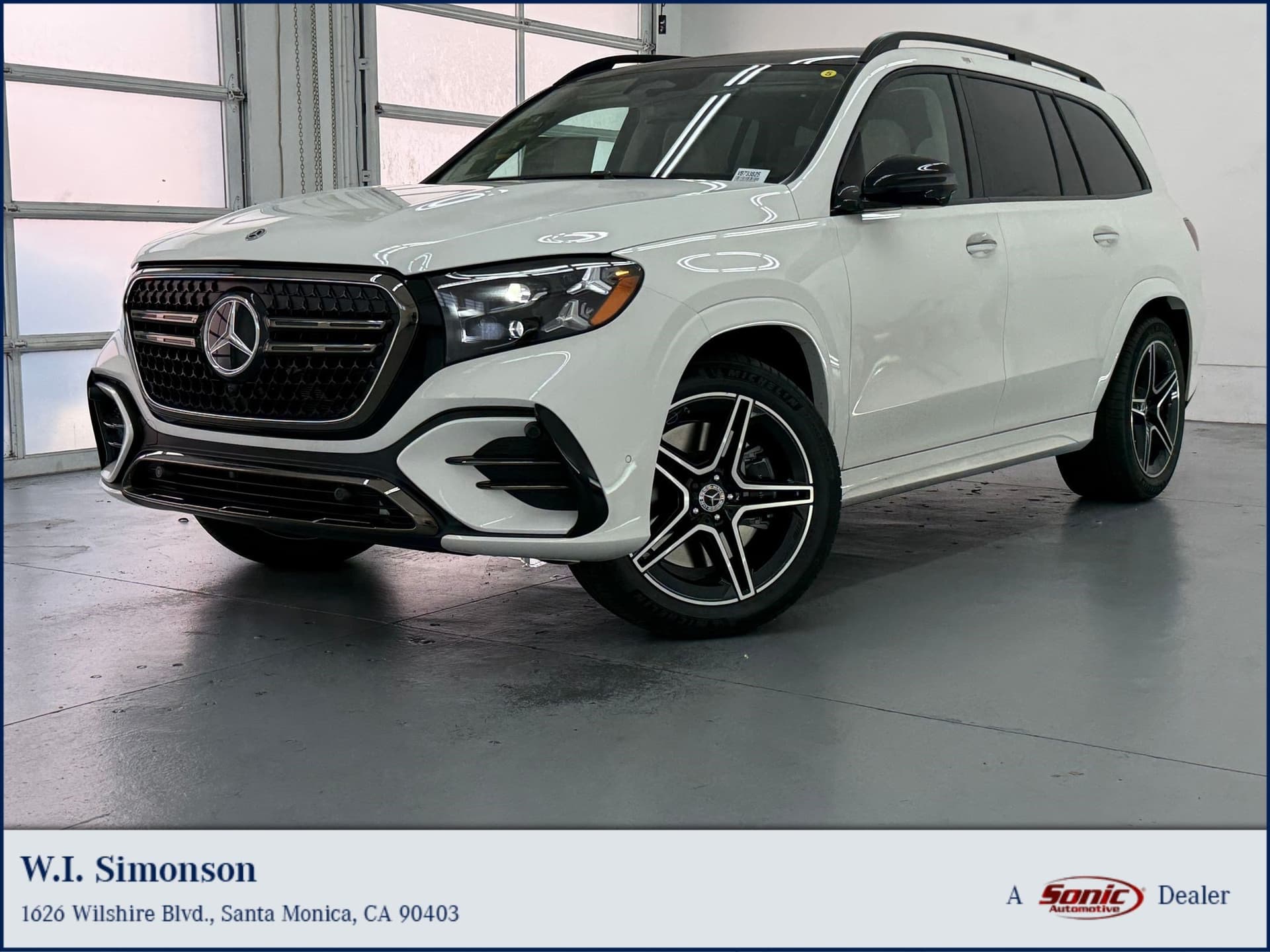 2027 Mercedes-Benz GLS Base — photo 1 of 35