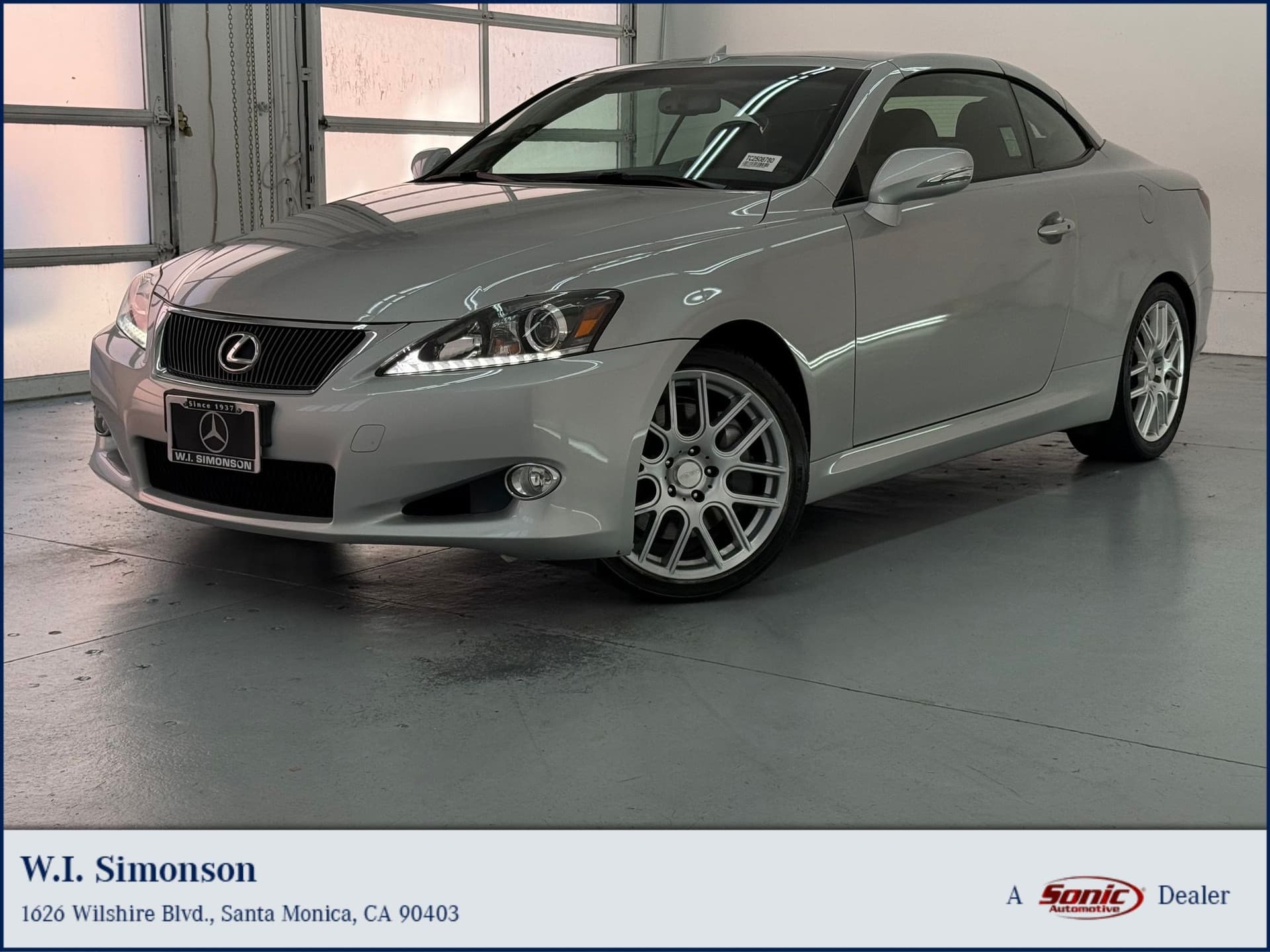 2012 Lexus IS 350C Base — photo 1 of 31