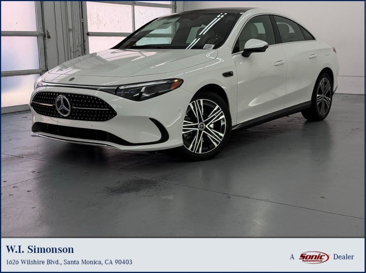 2027 Mercedes-Benz CLA Base — photo 1 of 33