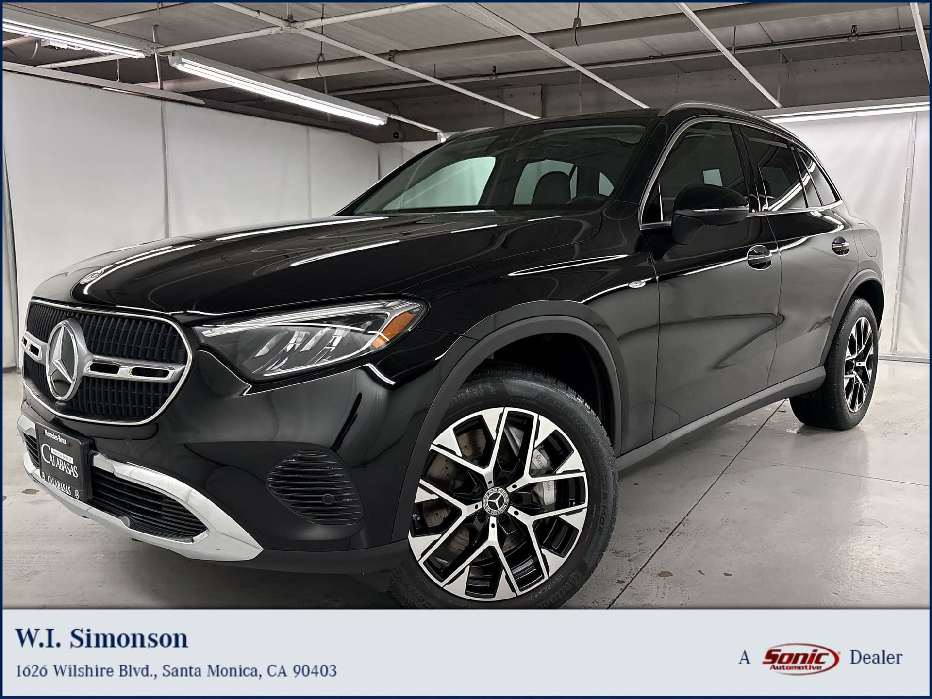 2025 Mercedes-Benz GLC GLC 350e — photo 1 of 33