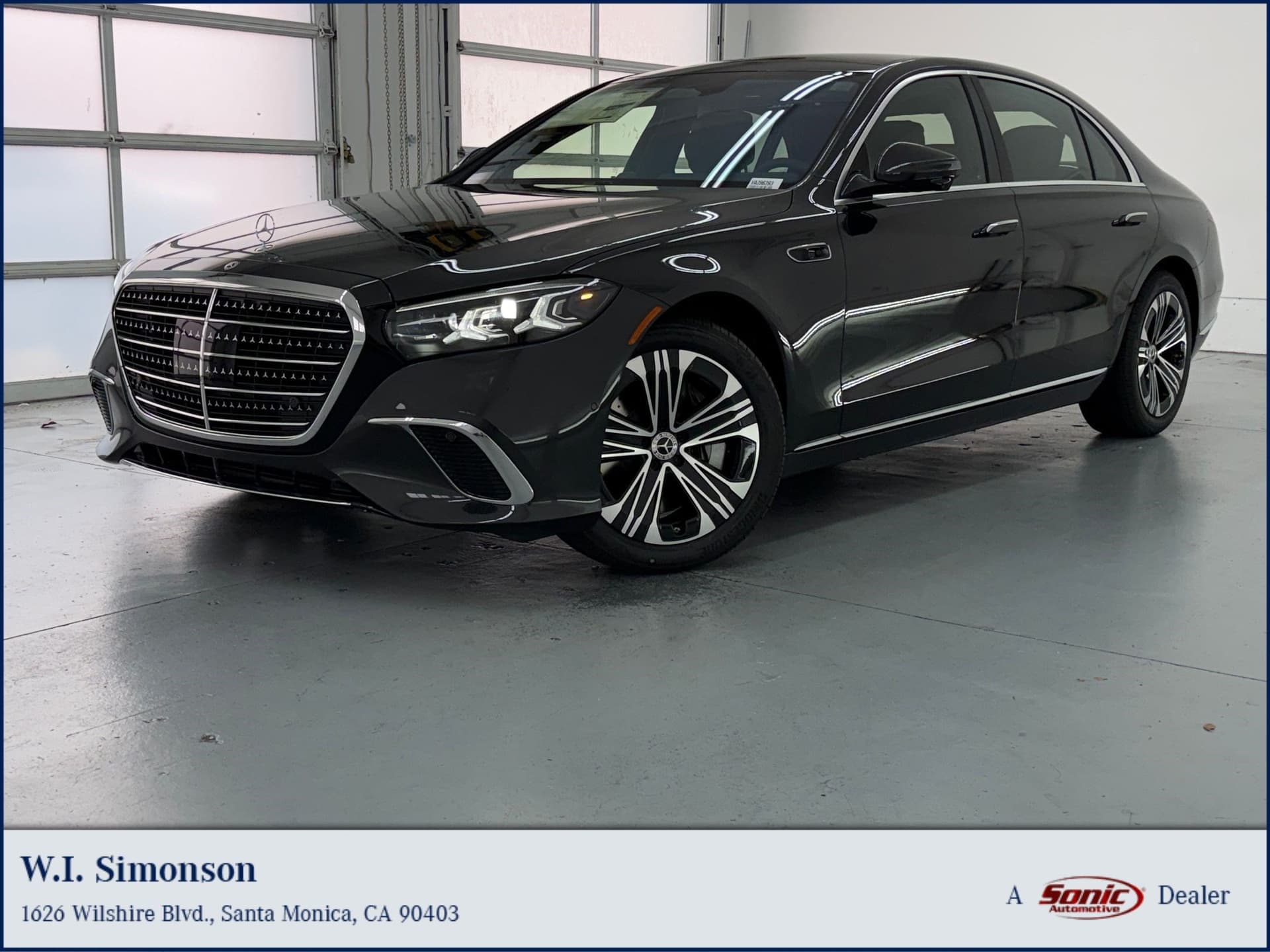2027 Mercedes-Benz S-Class Base — photo 1 of 33