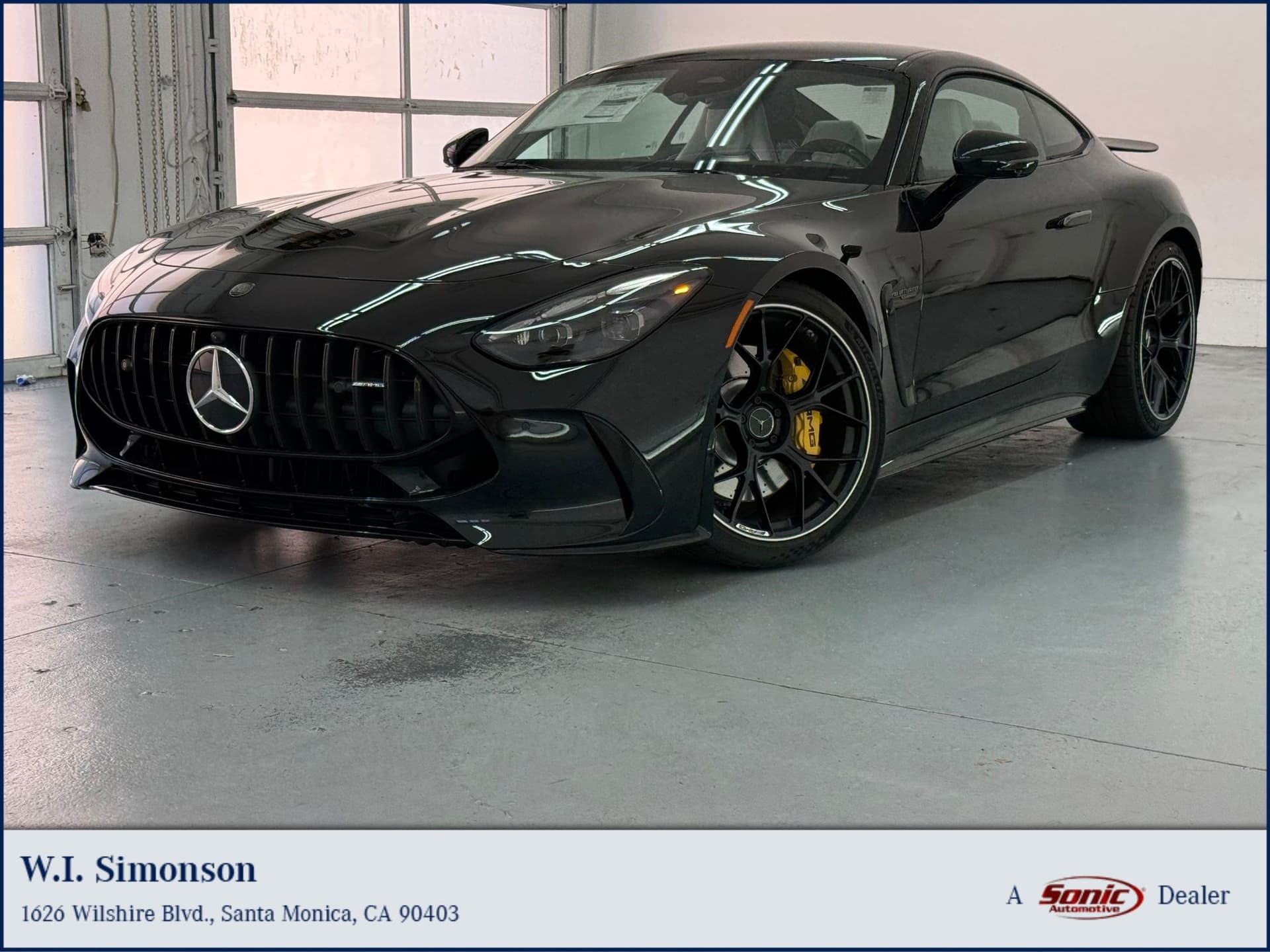 2026 Mercedes-Benz AMG GT Base — photo 1 of 32