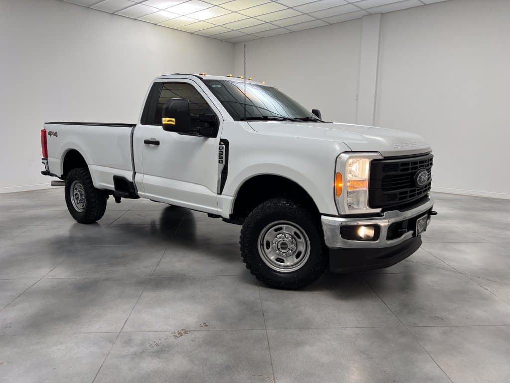 2023 Ford Super Duty F-250 SRW XL — photo 1 of 52