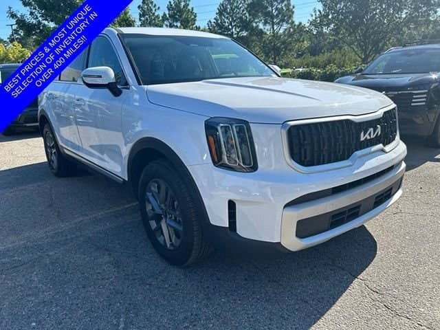 2024 Kia Telluride LX — photo 1 of 15