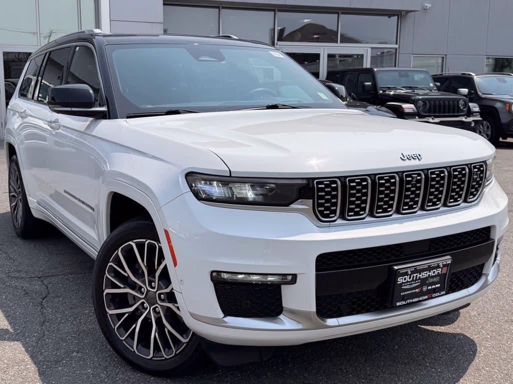 2021 Jeep Grand Cherokee L Summit — photo 1 of 27