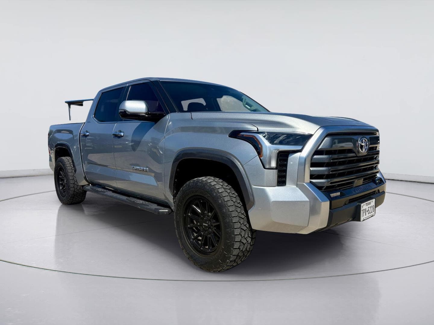 2024 Toyota Tundra 4WD Limited — photo 1 of 22