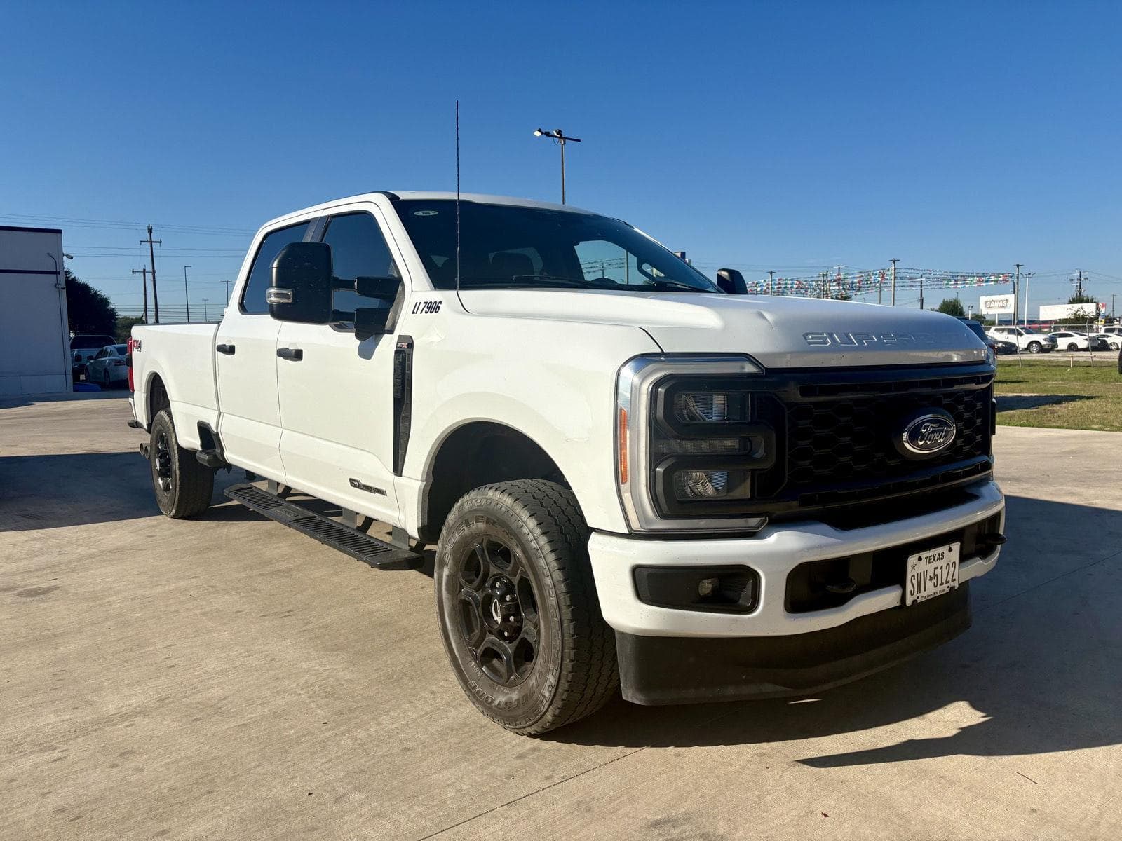 2023 Ford Super Duty F-350 SRW XL — photo 1 of 19