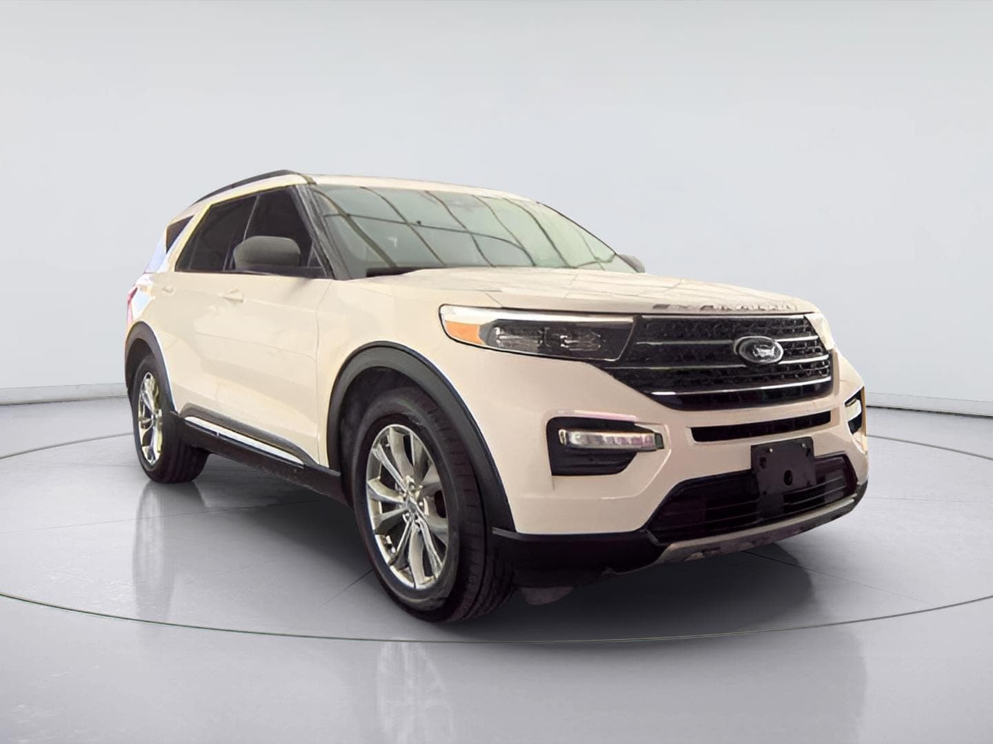 2022 Ford Explorer XLT — photo 1 of 2