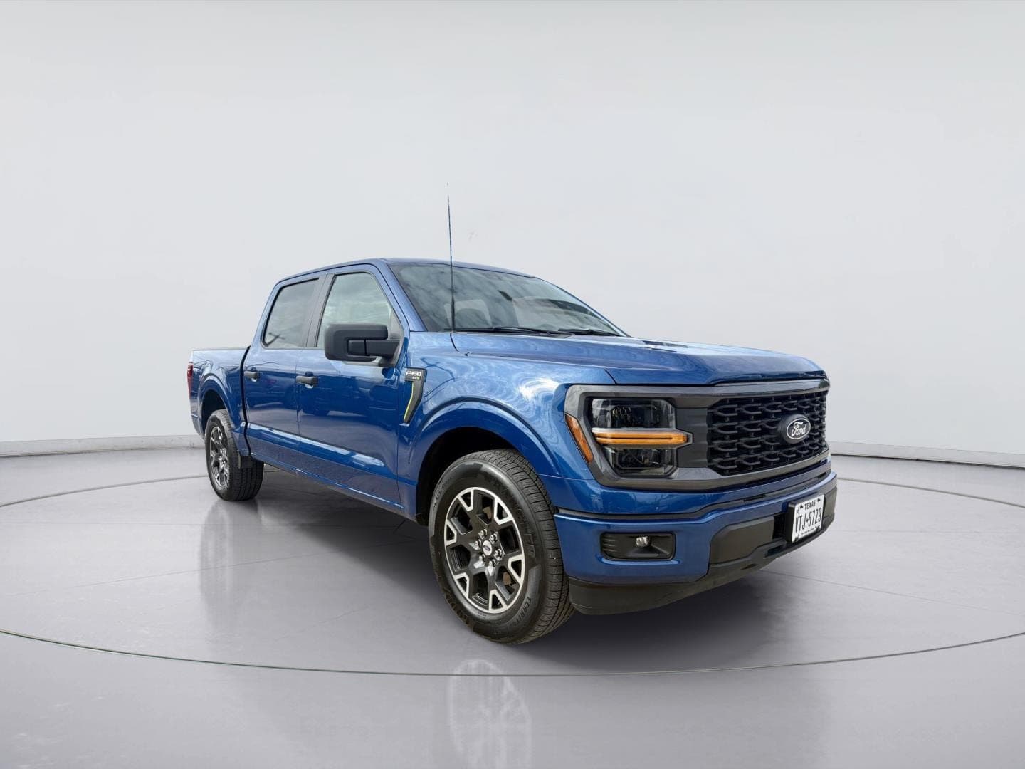 2024 Ford F-150 STX — photo 1 of 20