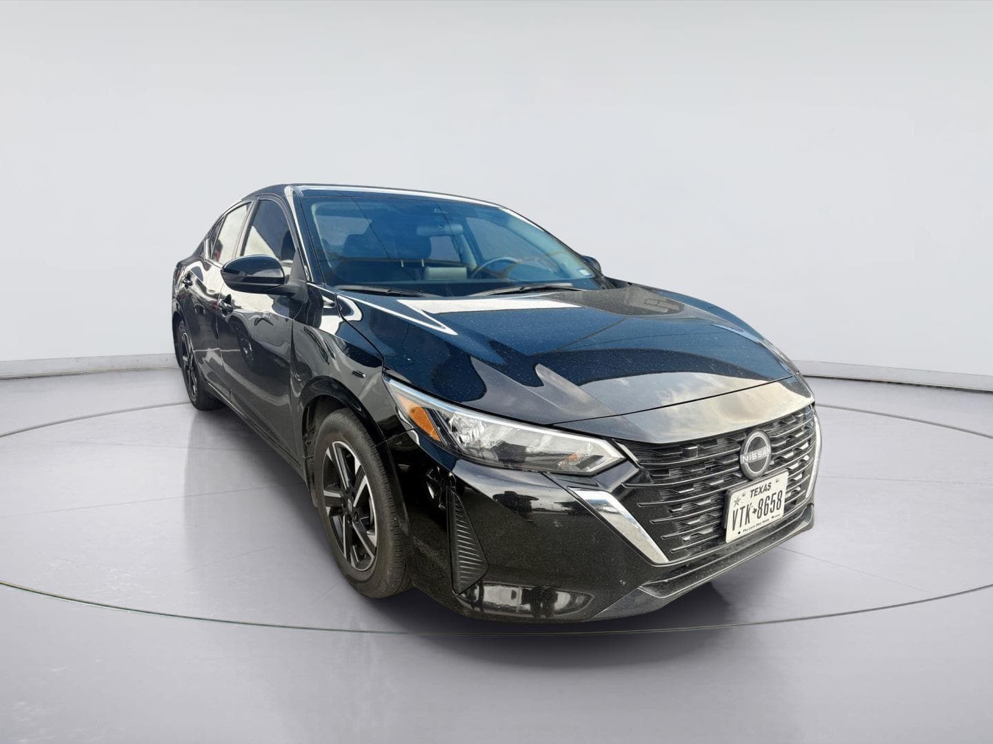 2025 Nissan Sentra SV — photo 1 of 10
