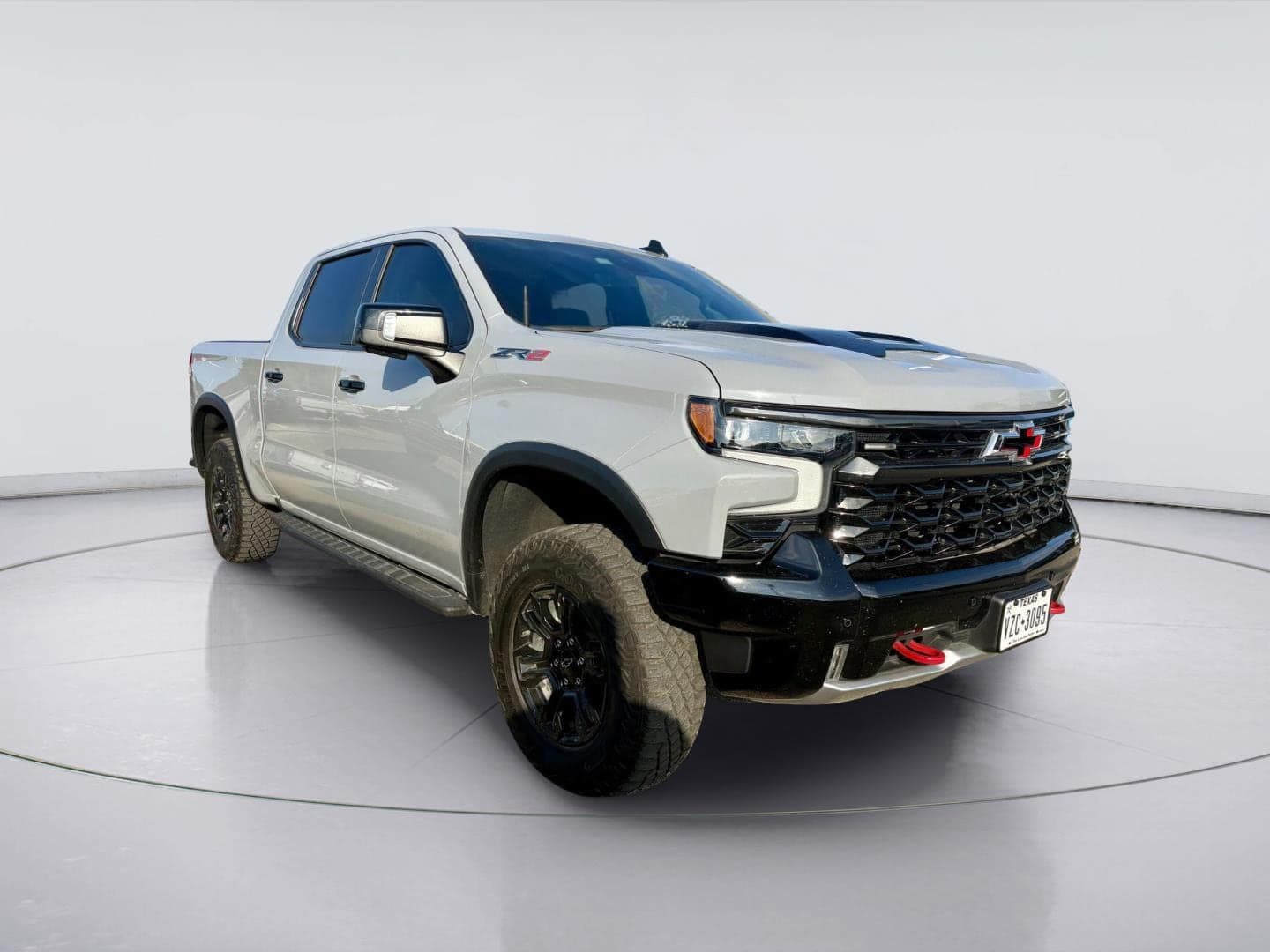 2025 Chevrolet Silverado 1500 ZR2 — photo 1 of 25