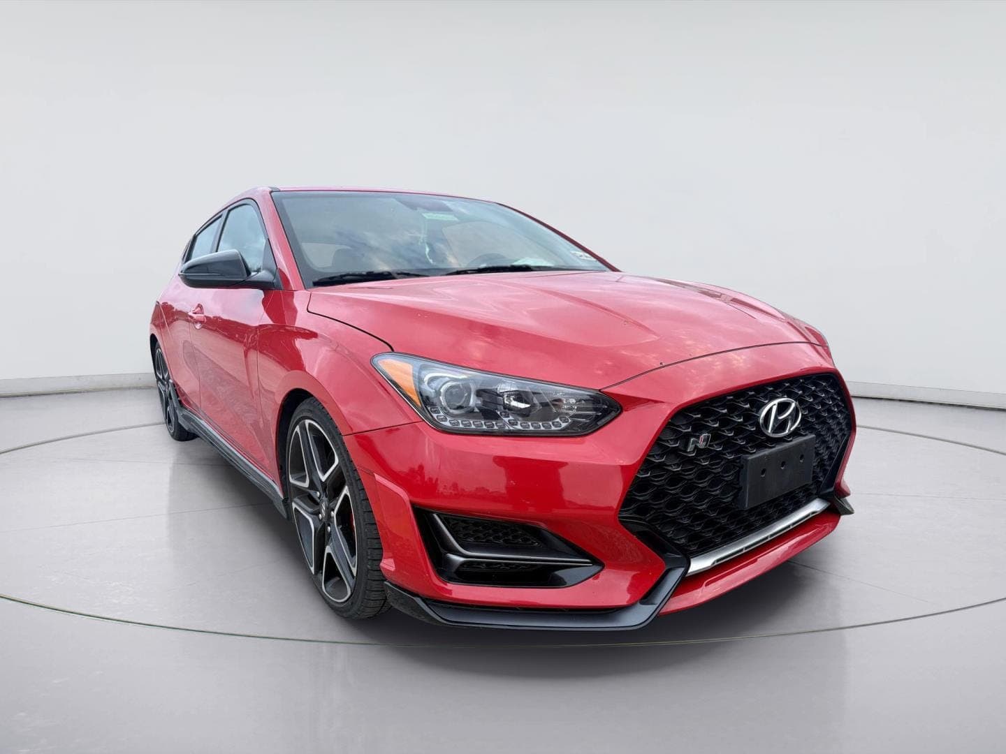 2021 Hyundai Veloster N Base — photo 1 of 18