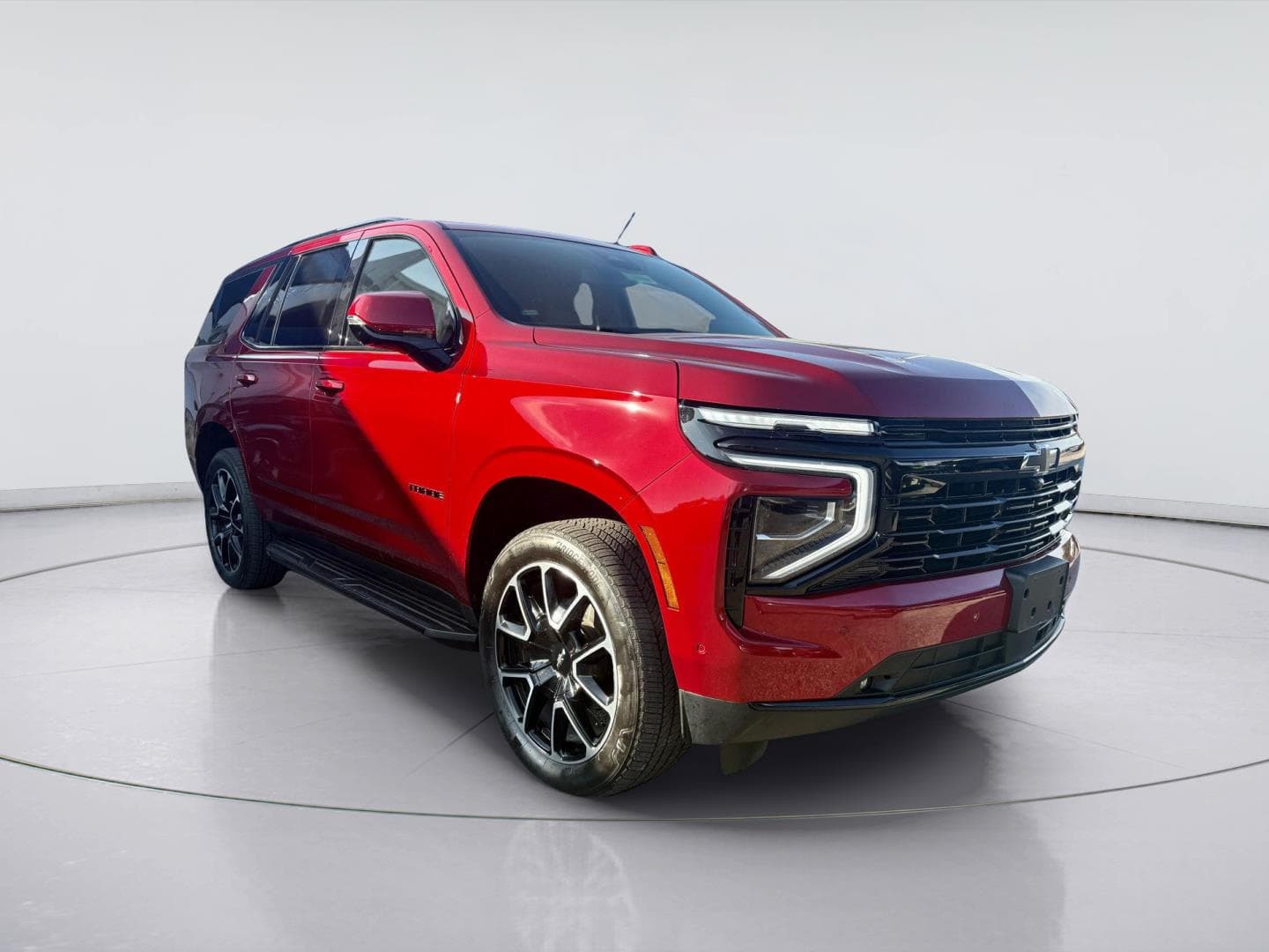2025 Chevrolet Tahoe RST — photo 1 of 22