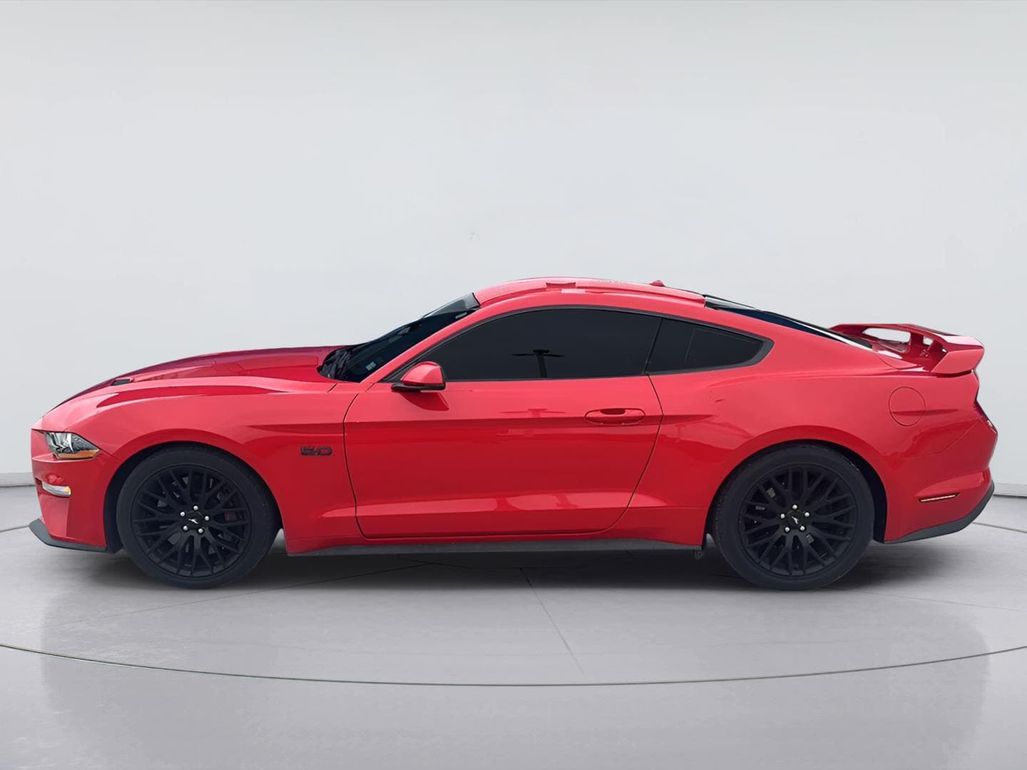 2020 Ford Mustang GT Premium — photo 1 of 3