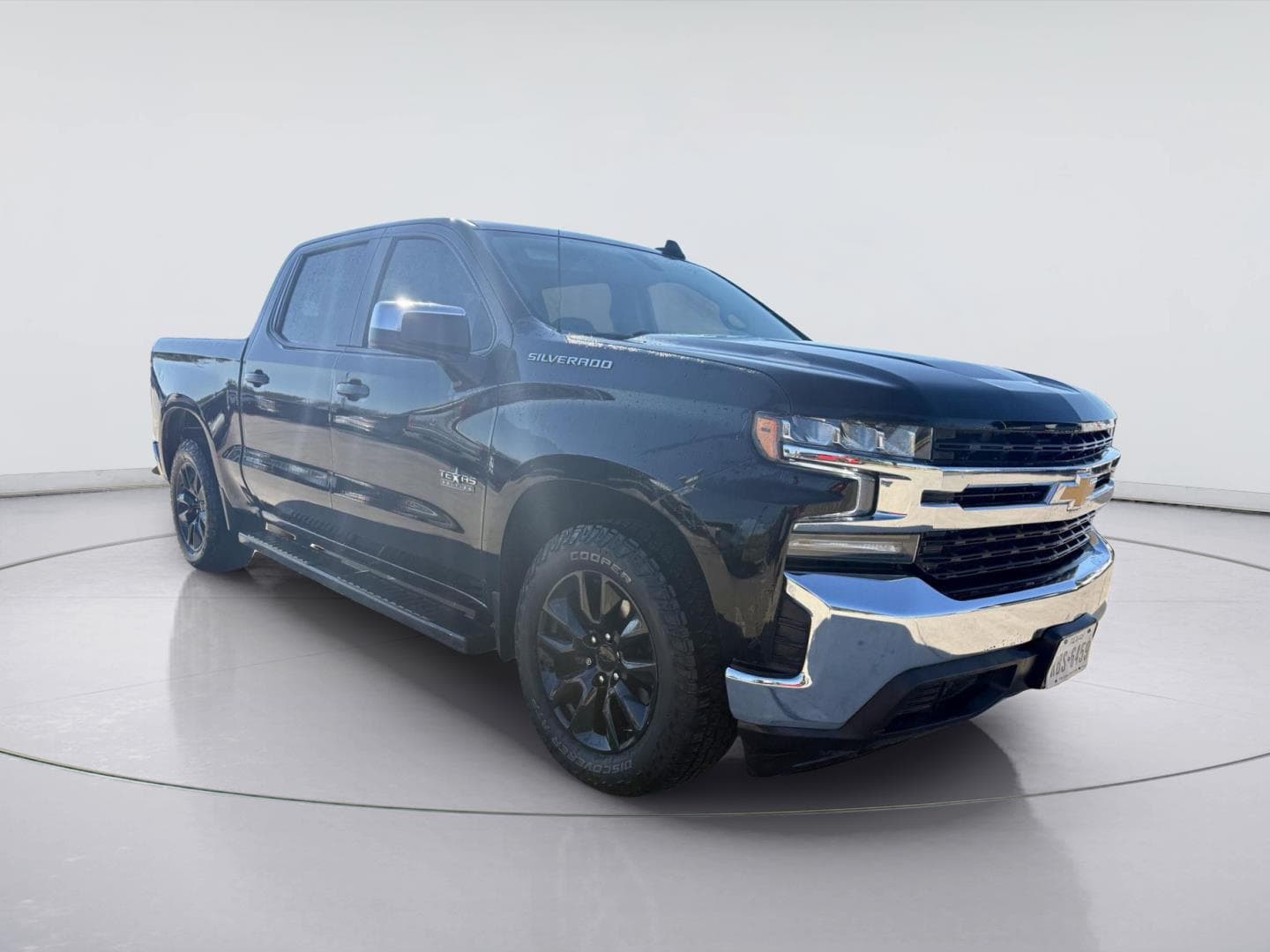 2021 Chevrolet Silverado 1500 LT — photo 1 of 18