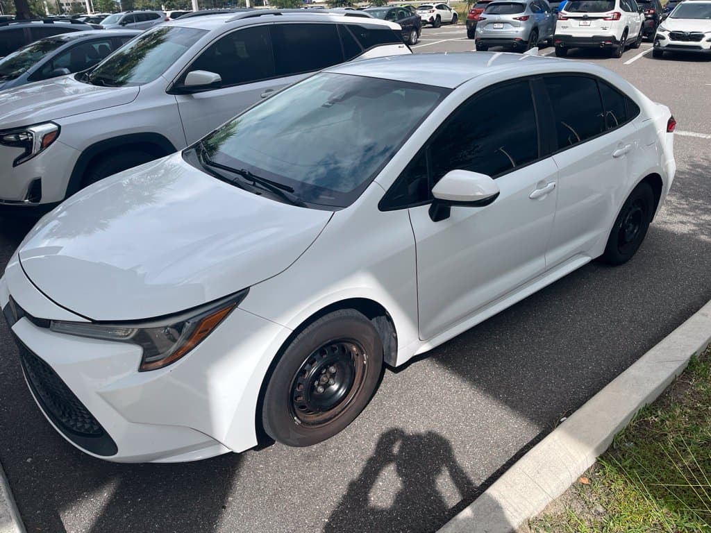 2020 Toyota Corolla L — photo 1 of 3