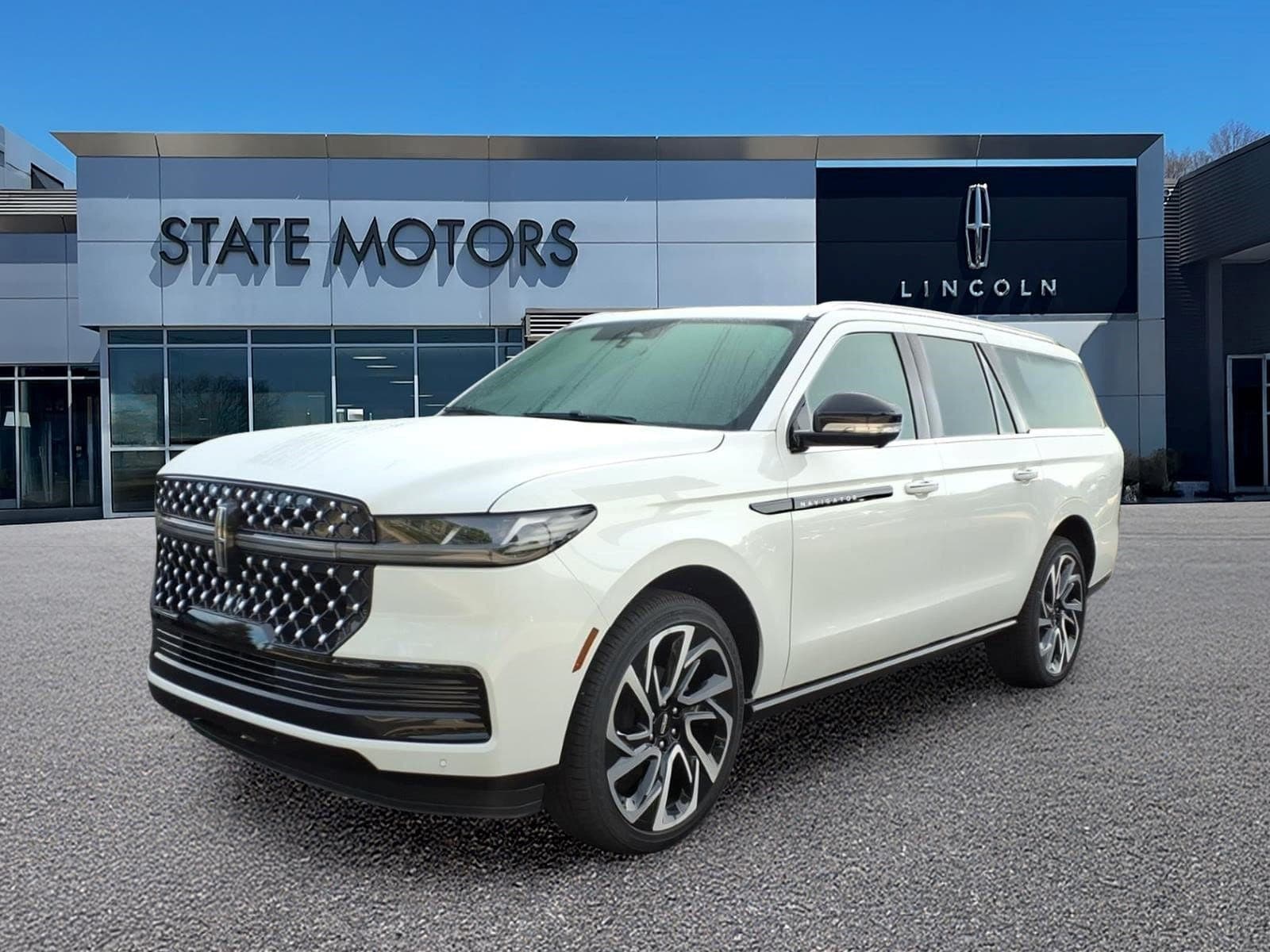 2027 Lincoln Navigator L Black Label — photo 1 of 22