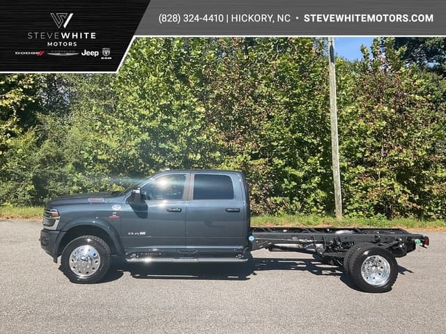 2027 RAM 5500 Chassis Cab Big Horn — photo 1 of 42