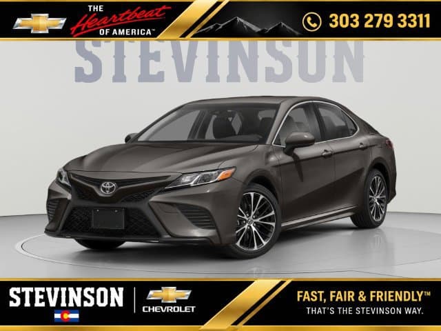 2020 Toyota Camry SE — photo 1 of 10