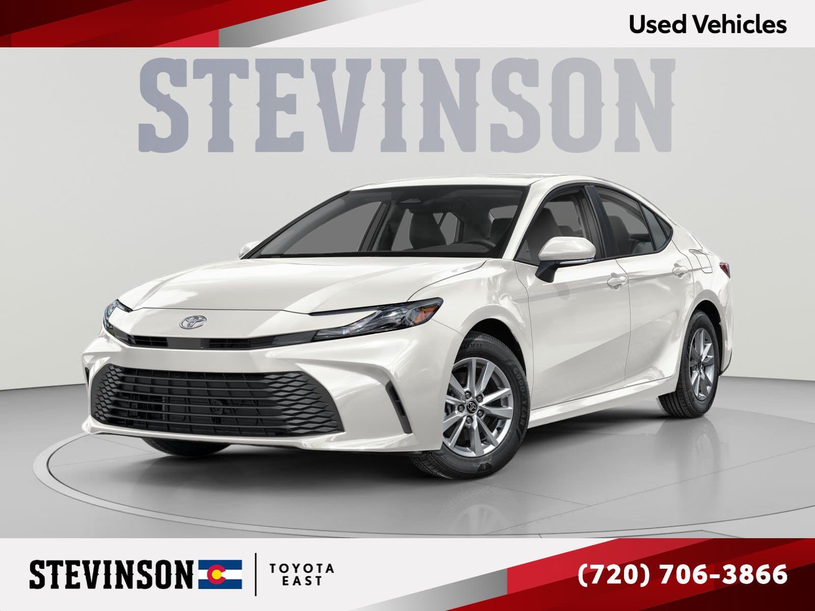 2025 Toyota Camry SE — photo 1 of 11