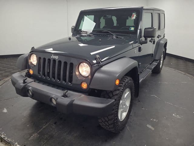 2018 Jeep Wrangler JK Sport — photo 1 of 35