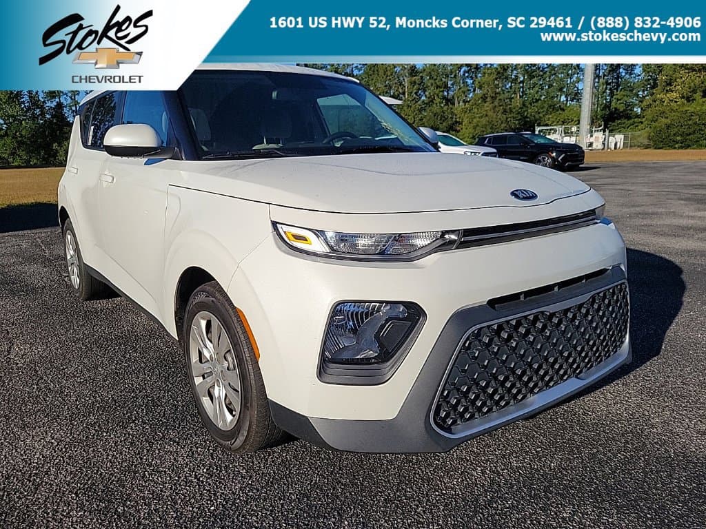 2020 Kia Soul LX — photo 1 of 12