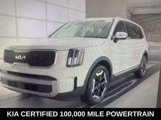 2023 Kia Telluride EX — photo 1 of 14