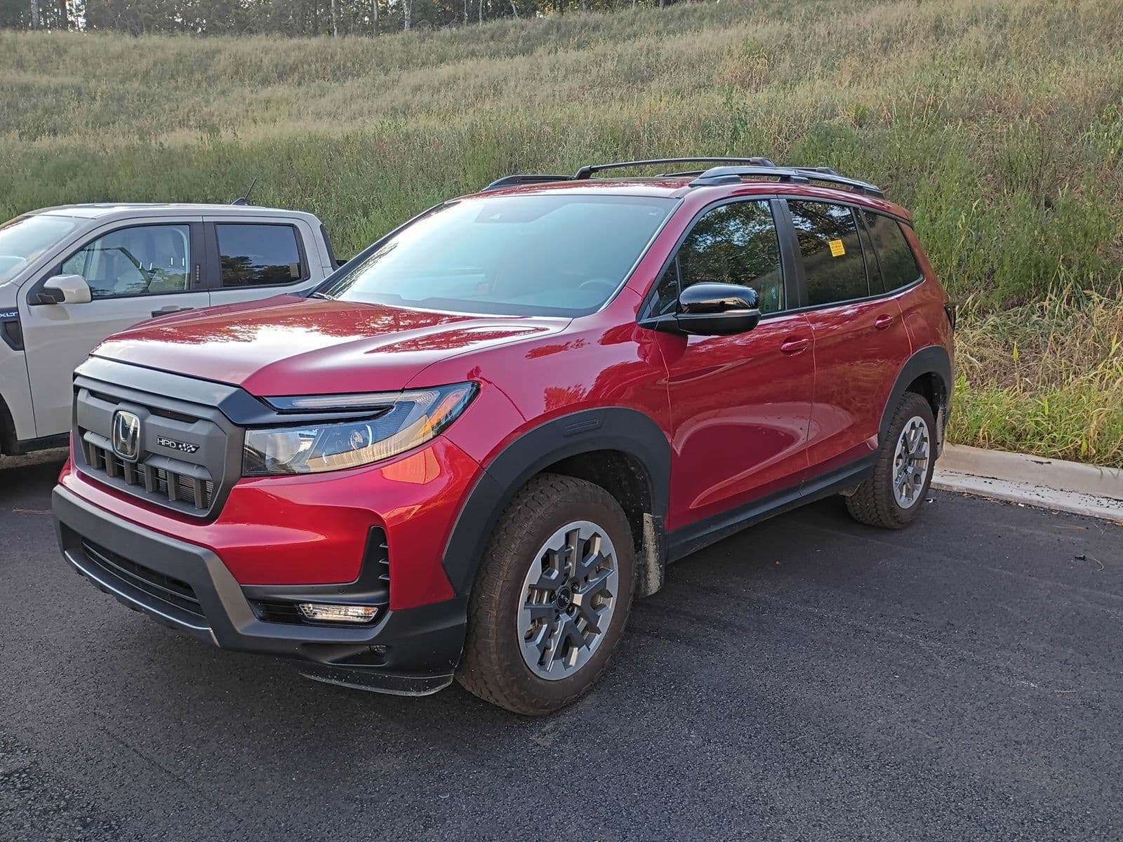 2025 Honda Passport TrailSport — photo 1 of 8