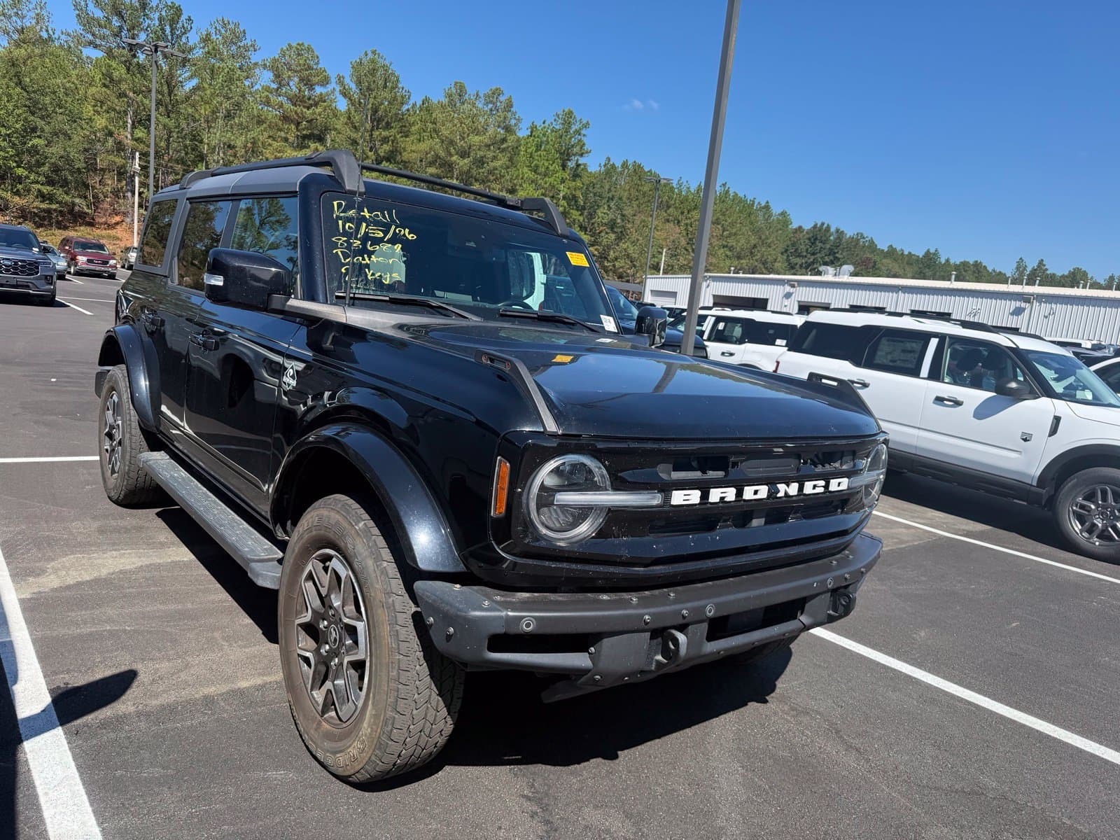 2022 Ford Bronco Outer Banks — photo 1 of 6