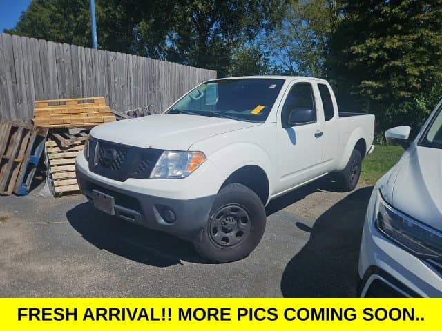 2017 Nissan Frontier S — photo 1 of 5
