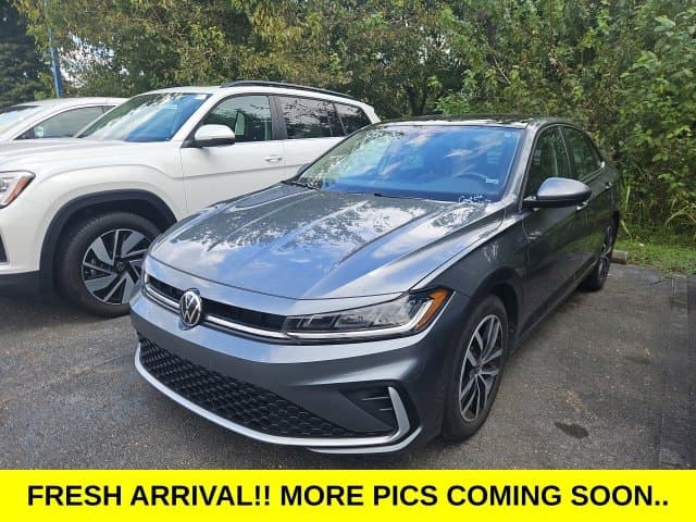 2025 Volkswagen Jetta Base — photo 1 of 6