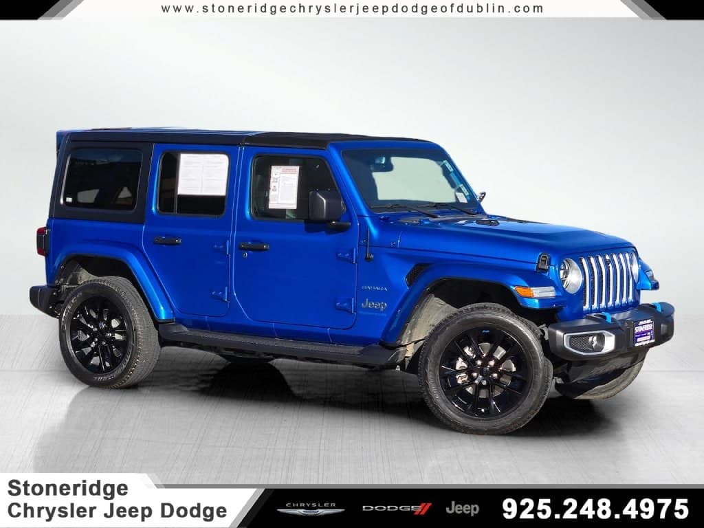 2023 Jeep Wrangler Base — photo 1 of 32