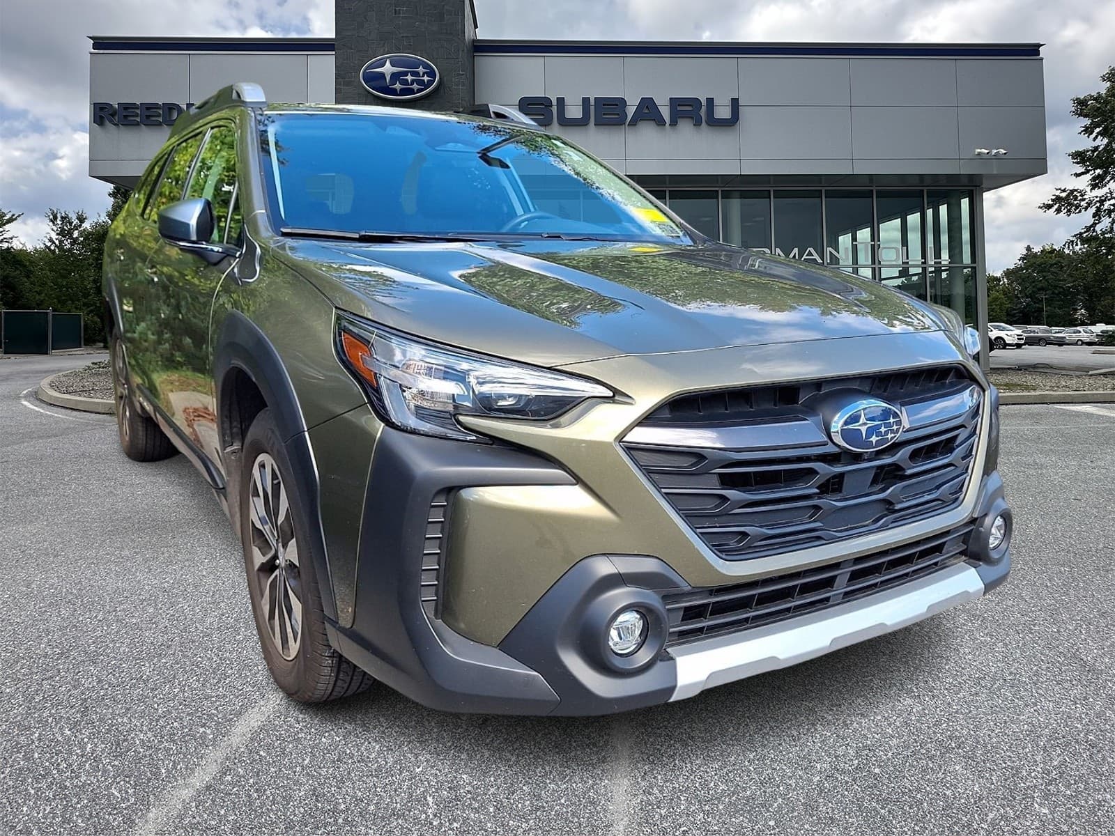 2024 Subaru Outback Touring XT — photo 1 of 6