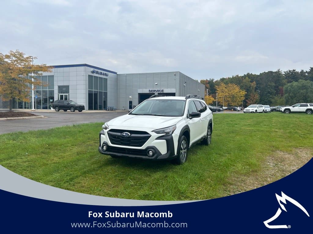 2024 Subaru Outback Premium — photo 1 of 11