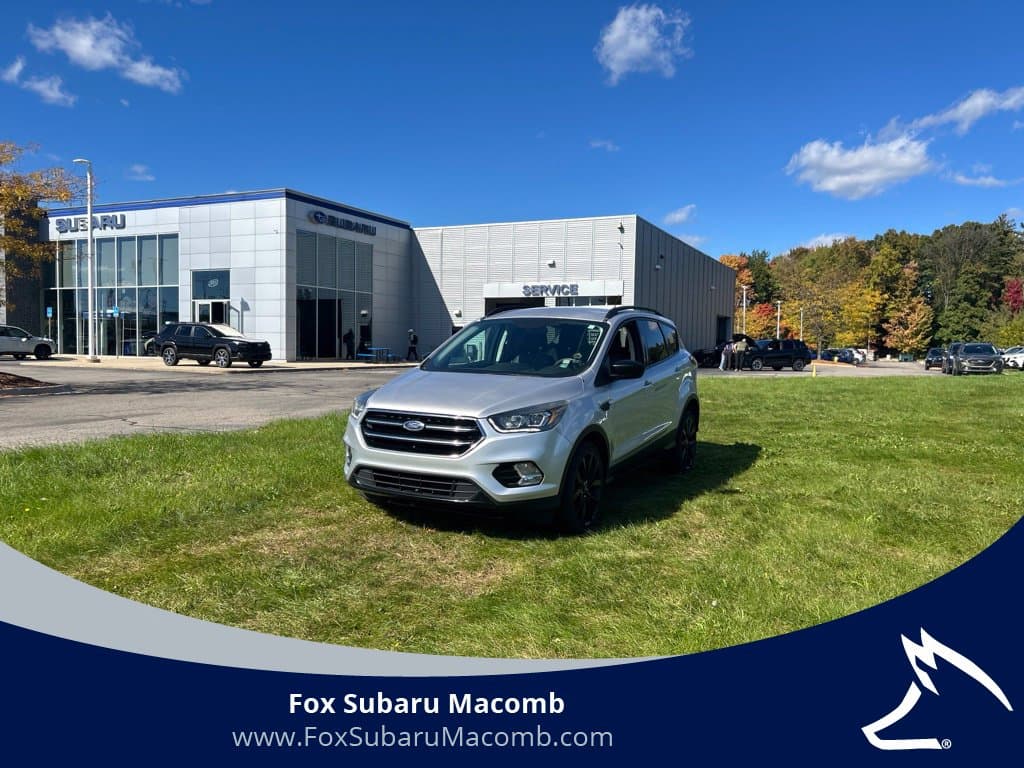 2017 Ford Escape SE — photo 1 of 12