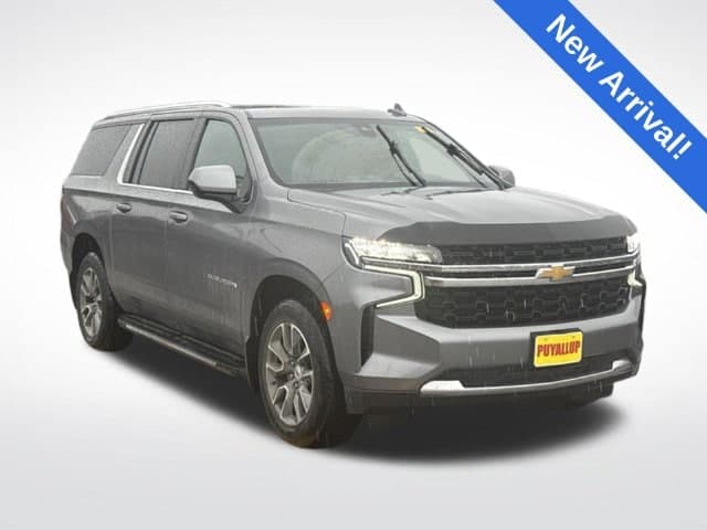 2021 Chevrolet Suburban LS — photo 1 of 12